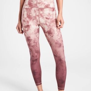 Athleta Elation Printed 7/8 Tight